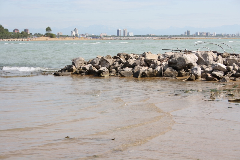 Il faro di Bibione e la foce del tagliamento